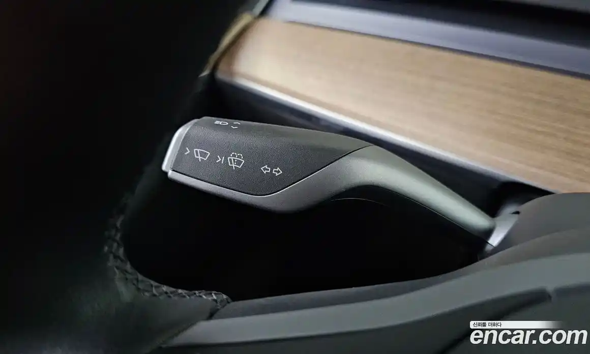 Tesla Model Y 2024 0.2 гидро, фото 28