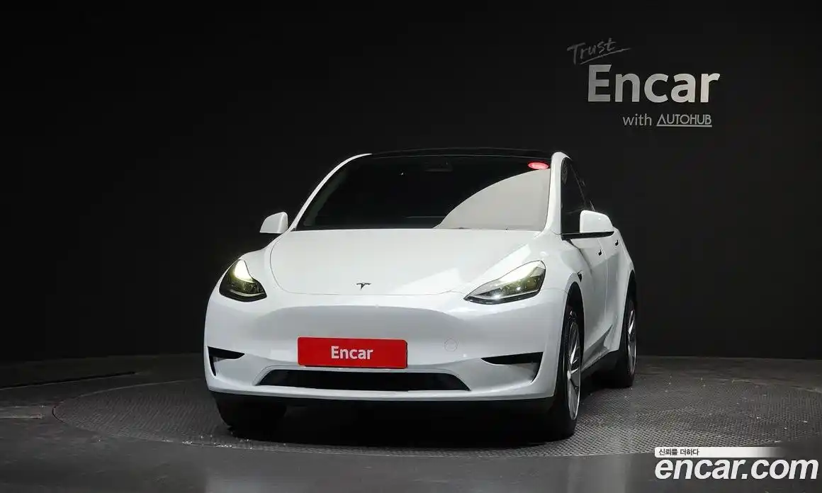 Tesla Model Y 2024 0.2 гидро, фото 3