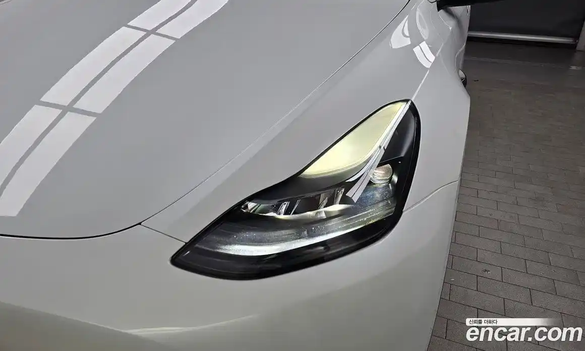 Tesla Model Y 2024 0.2 гидро, фото 8