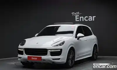 Porsche Cayenne, 2015
