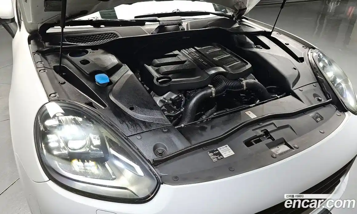 Porsche Cayenne 2015 3.6 гидро в Москве № 165649, фото 6