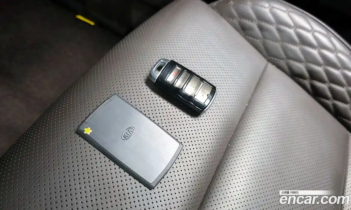 Kia K7 2016 3.3 гидро в Москве № 1684998, фото 32