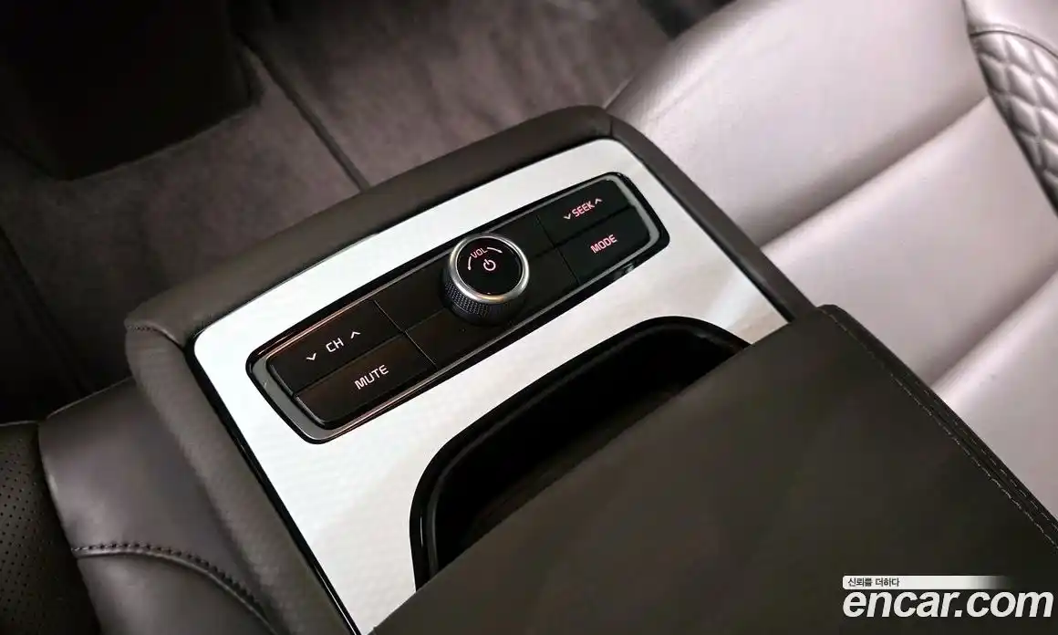Kia K7 2016 3.3 гидро в Москве № 1684998, фото 33