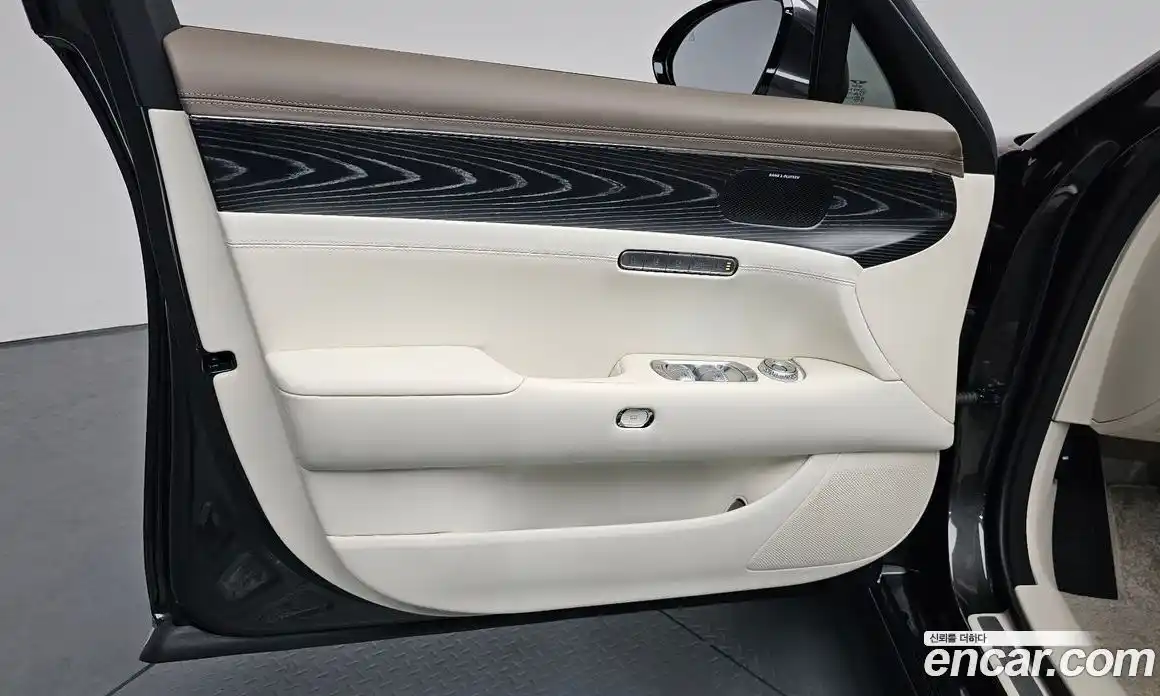 Genesis G90 2025 3.5 гидро в Москве, фото 13