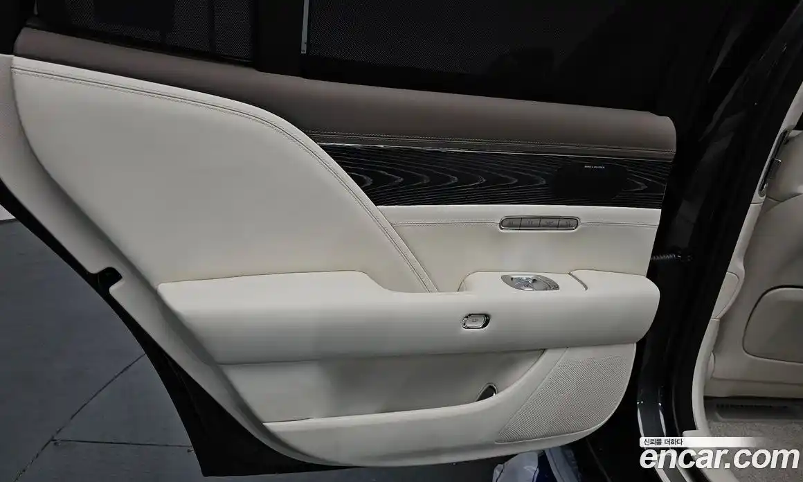 Genesis G90 2025 3.5 гидро в Москве, фото 14