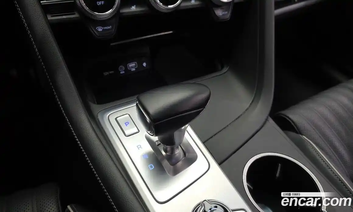 Genesis G70 2018 2.0 гидро в Москве № 1685393, фото 12