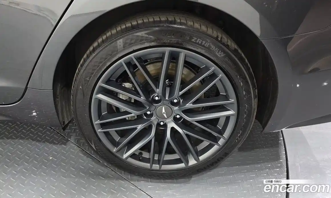 Genesis G70 2018 2.0 гидро в Москве № 1685393, фото 7