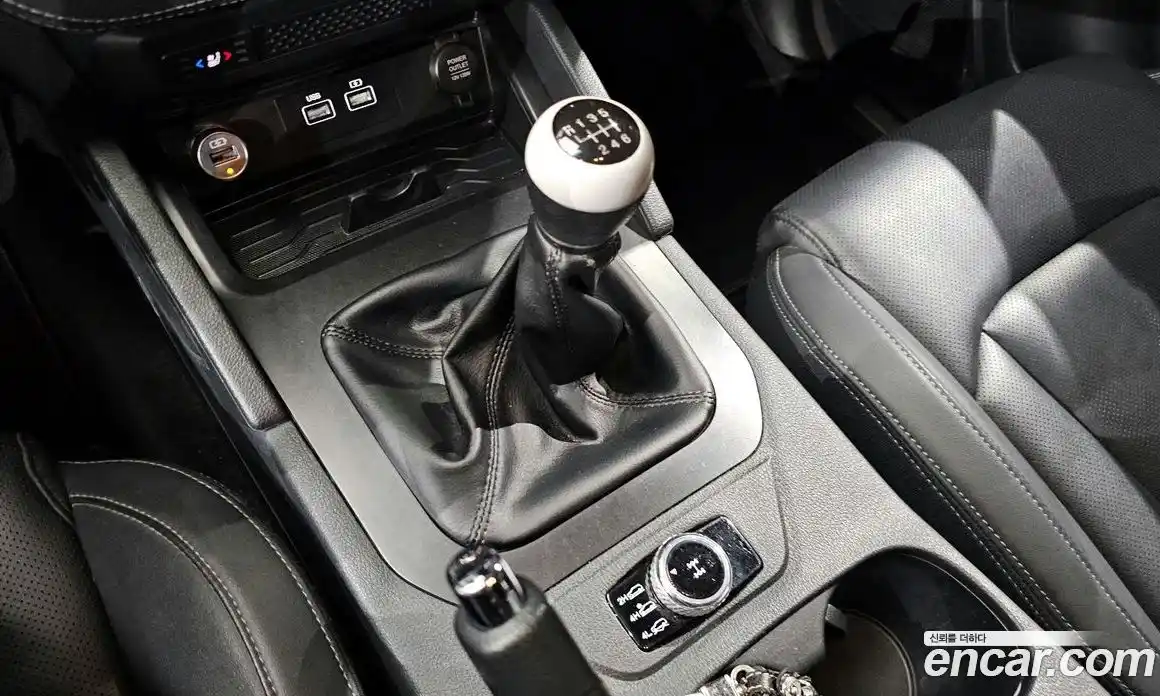 SsangYong Rexton 2022 2.2 механика в Москве № 1686039, фото 12