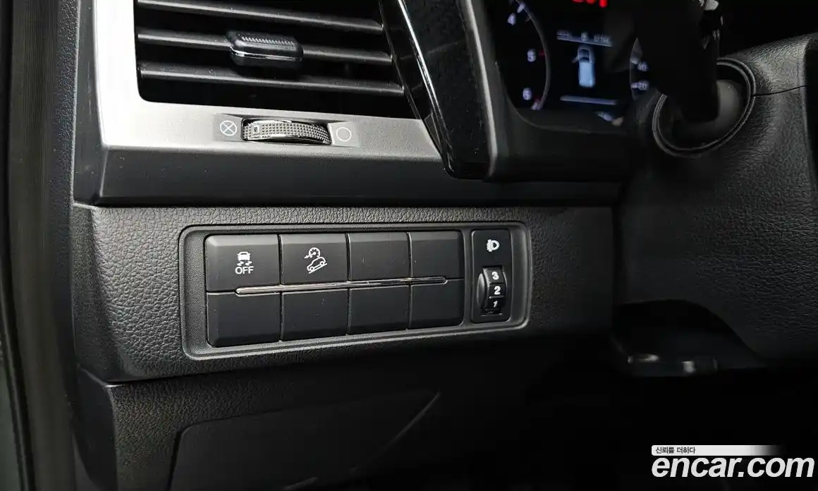 SsangYong Rexton 2022 2.2 механика в Москве № 1686039, фото 32
