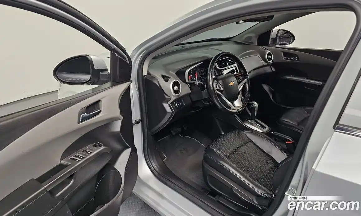 Chevrolet Aveo 2016 1.4 гидро в Москве № 1687639, фото 13