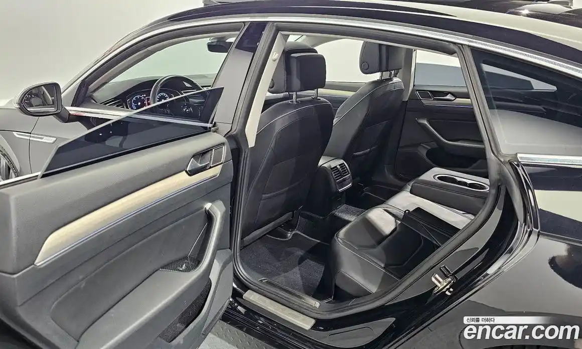 Volkswagen Arteon 2020 2.0 гидро в Москве № 1693326, фото 17