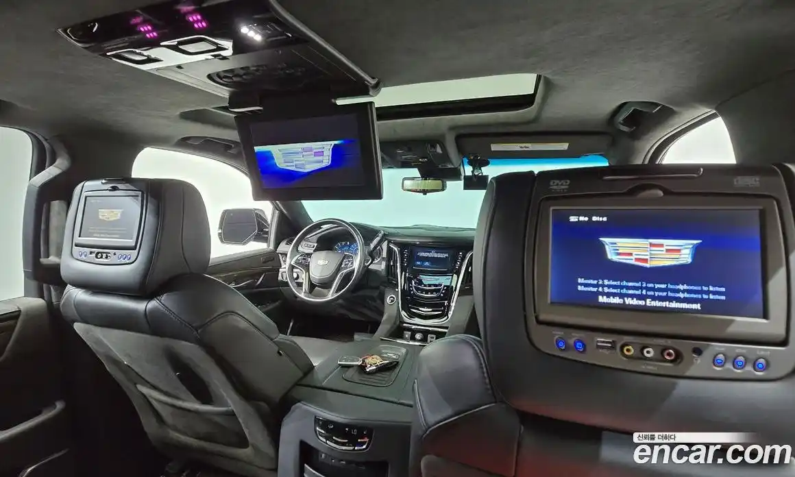 Cadillac Escalade 2019 6.2 гидро в Москве № 1695713, фото 32