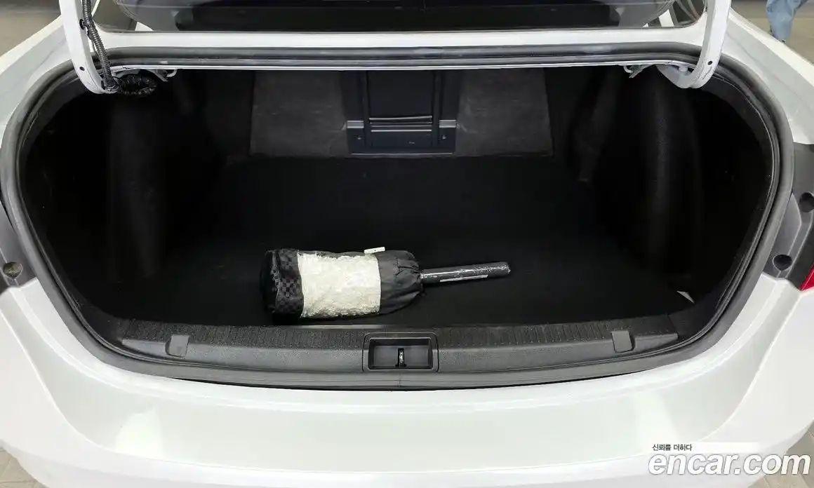 Renault SM3 2017 1.6 гидро в Москве № 1761163, фото 26