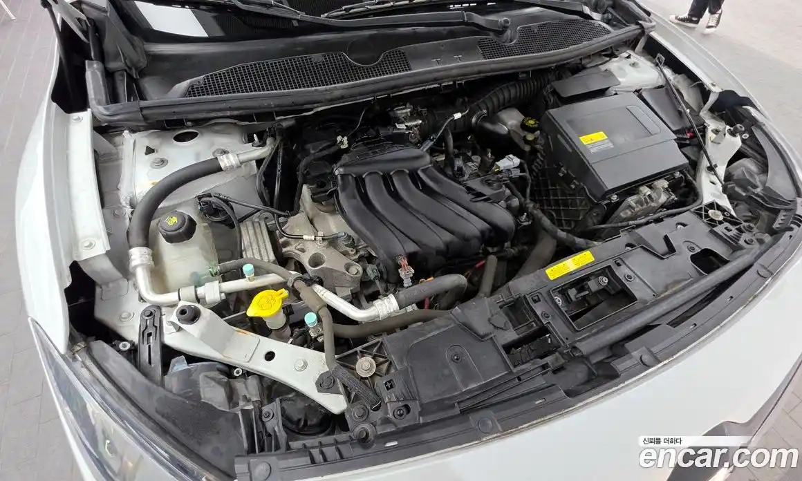 Renault SM3 2017 1.6 гидро в Москве № 1761163, фото 6