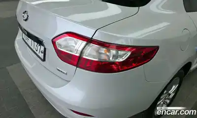 Renault SM3 2017 1.6 гидро в Москве № 1761163, миниатюра 9