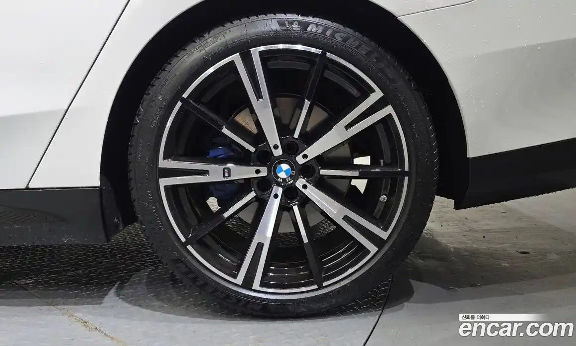BMW 5-Series 2025 2.0 гидро в Москве № 1761927, фото 7