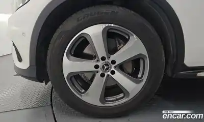 Mercedes-Benz GLC-Class 2019 2.0 гидро в Москве № 1762440, миниатюра 5