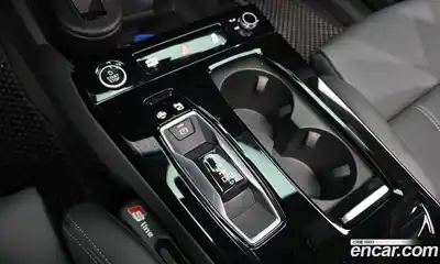 Audi Q6 e-tron 2025 0.2 гидро в Москве № 1762890, миниатюра 12