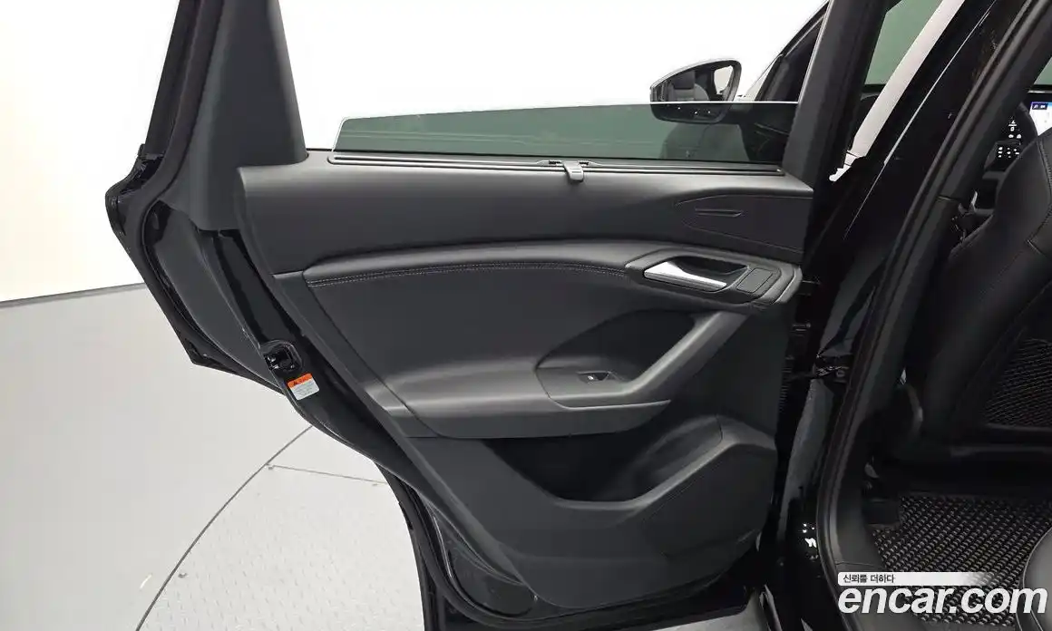 Audi Q6 e-tron 2025 0.2 гидро в Москве № 1762890, фото 15