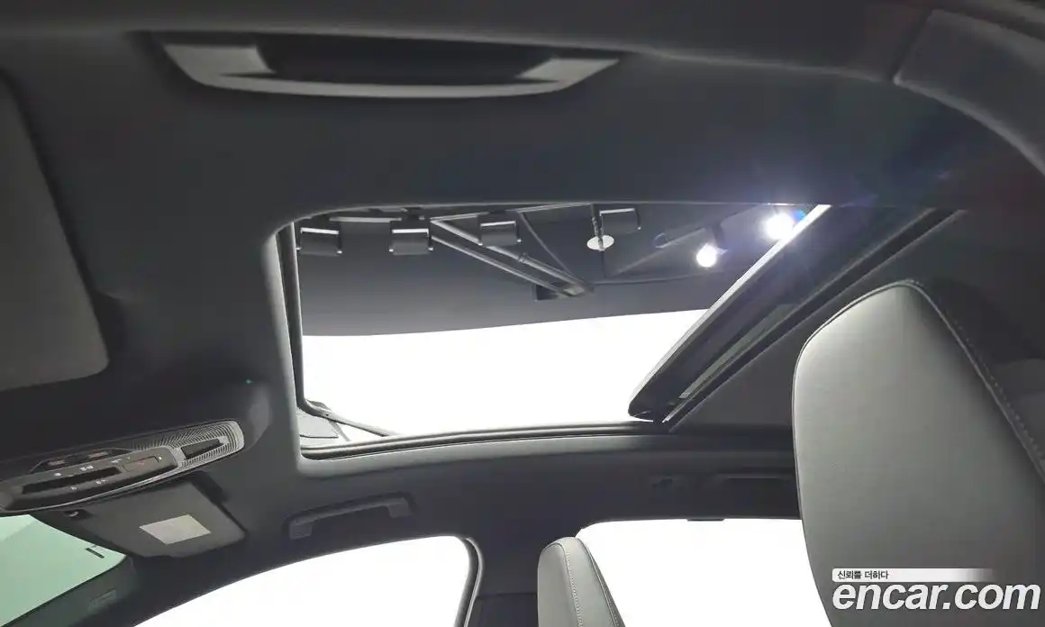 Audi Q6 e-tron 2025 0.2 гидро в Москве № 1762890, фото 23