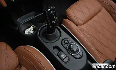 Mini Cooper 2024 2.0 гидро в Москве № 1764296, миниатюра 11