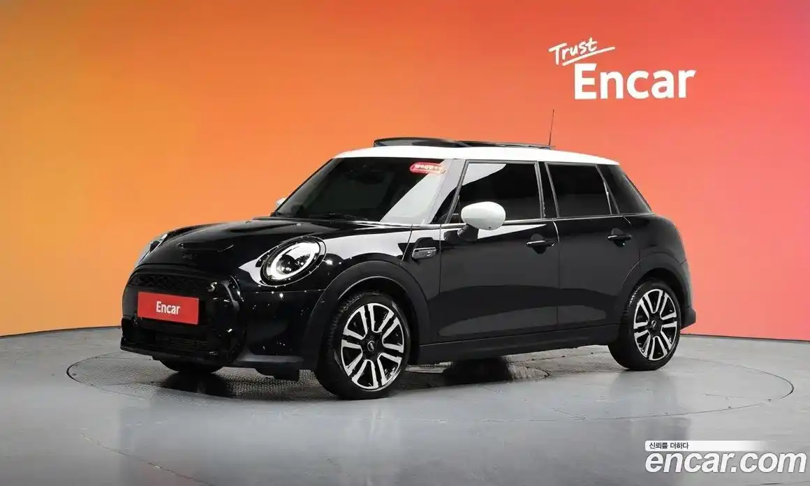 Mini Cooper 2024 2.0 гидро в Москве № 1764296, фото 29