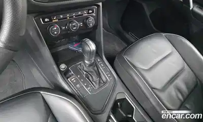 Volkswagen Tiguan 2018 2.0 гидро в Москве № 1765191, миниатюра 12