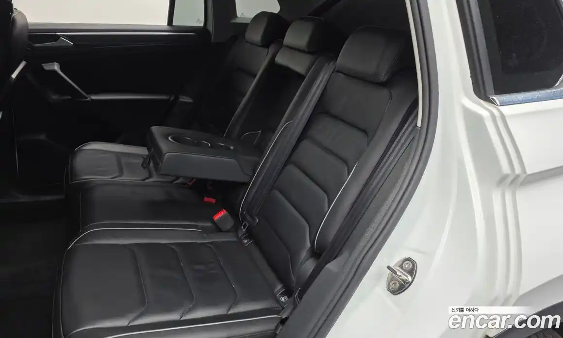 Volkswagen Tiguan 2018 2.0 гидро в Москве № 1765191, фото 18