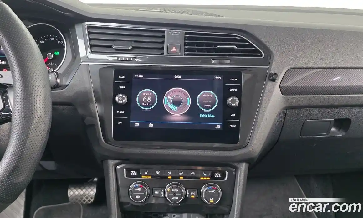 Volkswagen Tiguan 2018 2.0 гидро в Москве № 1765191, фото 20