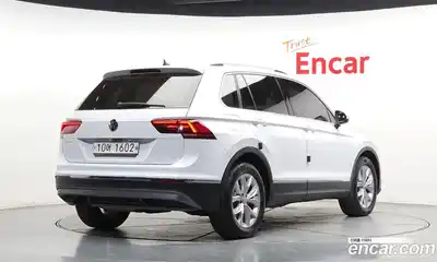 Volkswagen Tiguan 2018 2.0 гидро в Москве № 1765191, миниатюра 2