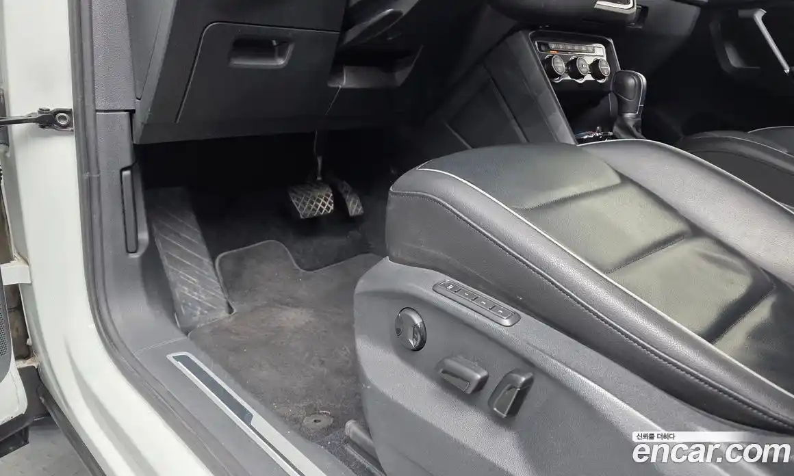 Volkswagen Tiguan 2018 2.0 гидро в Москве № 1765191, фото 28