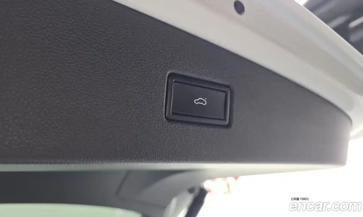 Volkswagen Tiguan 2018 2.0 гидро в Москве № 1765191, фото 30