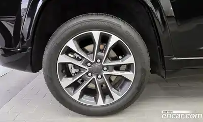 Jeep Cherokee 2023 3.6 гидро в Москве № 1765461, миниатюра 5