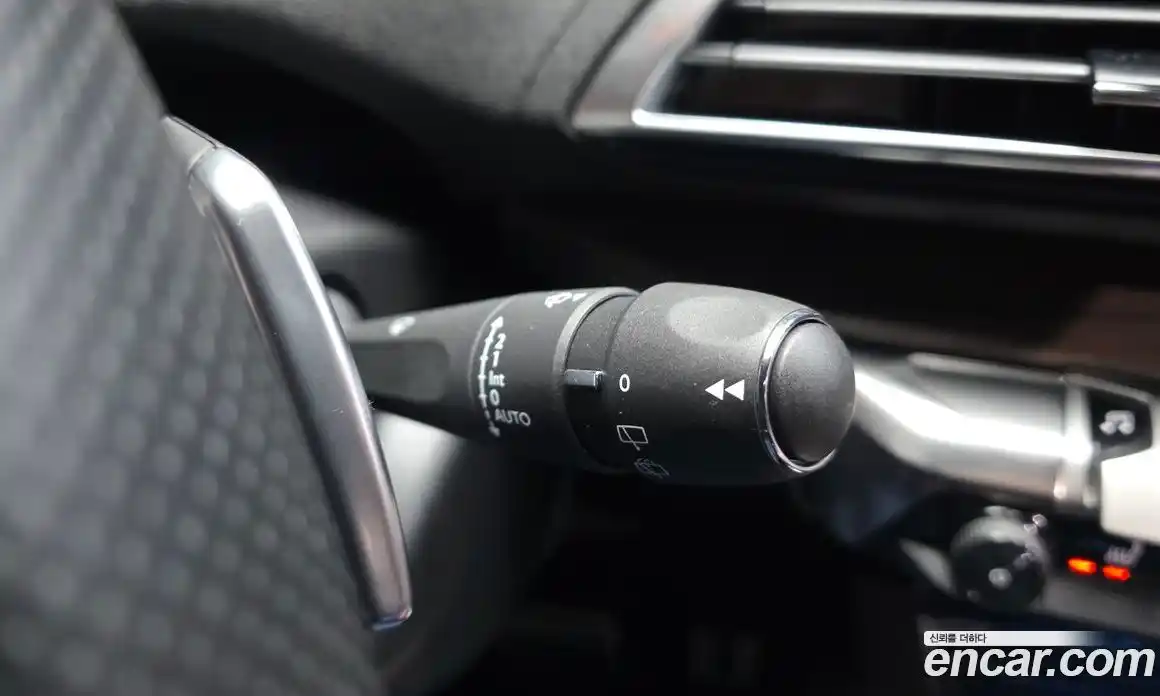 Peugeot 5008 2022 2.0 гидро в Москве, фото 28