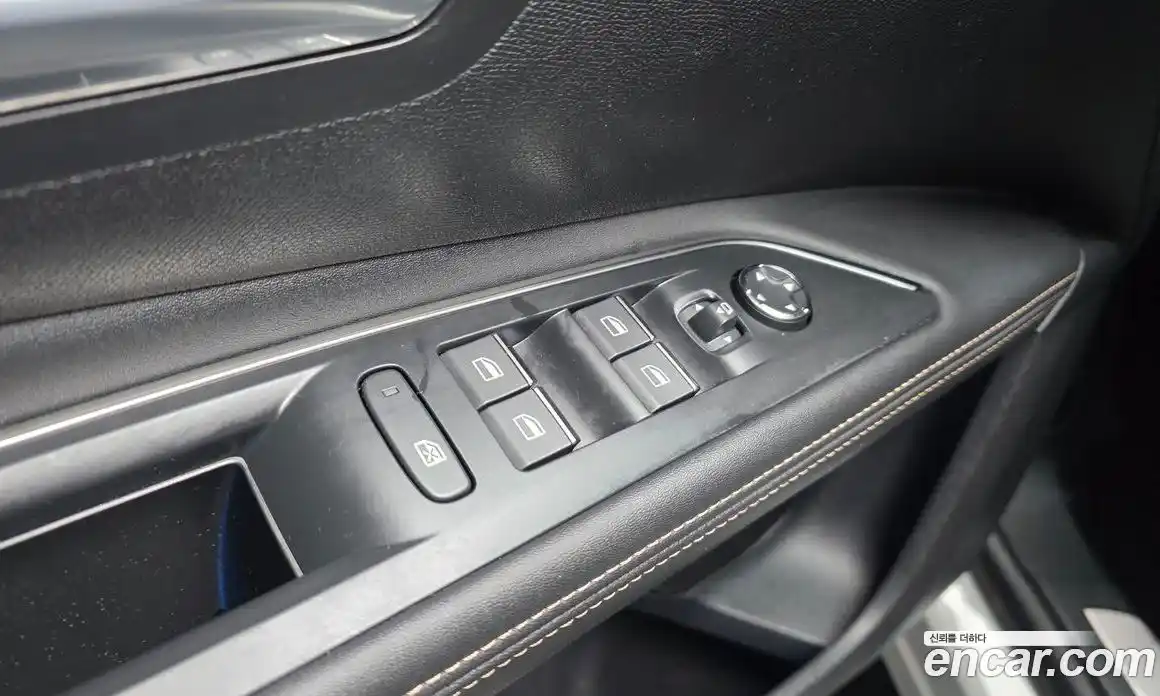 Peugeot 5008 2022 2.0 гидро в Москве, фото 29
