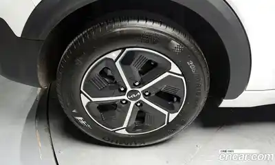Kia Niro 2022 1.6 гидро в Москве № 1831499, миниатюра 5