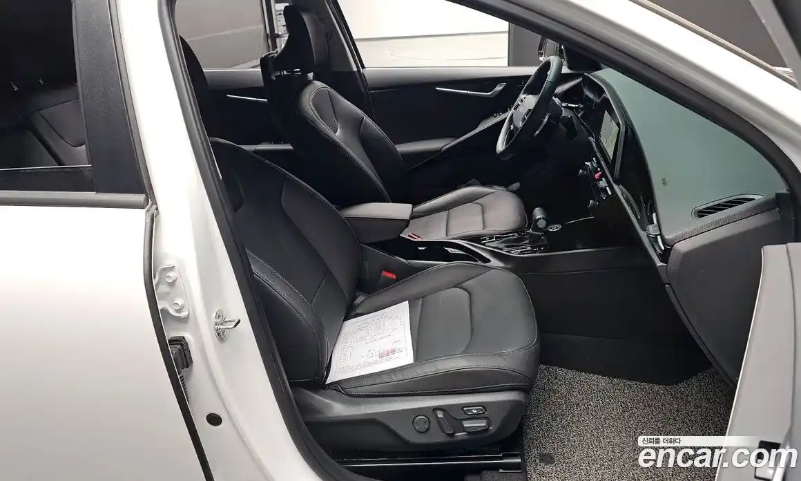 Kia Niro 2022 1.6 гидро в Москве № 1831499, фото 10