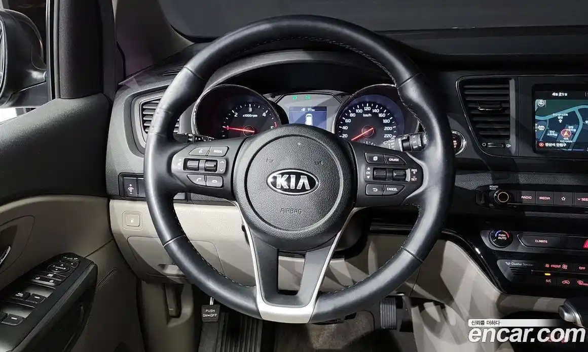 Kia Canival 2020 2.2 гидро в Москве № 1832081, фото 19