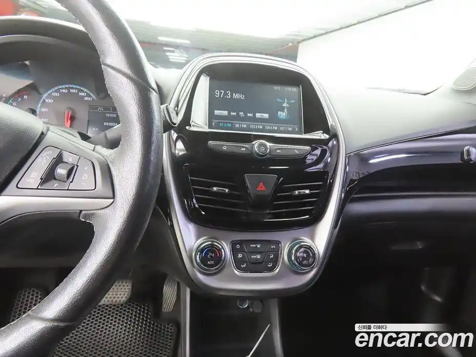 Chevrolet Spark 2016 1.0 гидро в Москве, фото 10