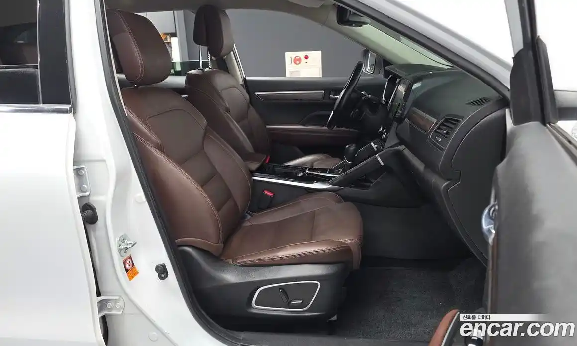 Renault QM6 2020 2.0 гидро в Москве № 1834616, фото 11
