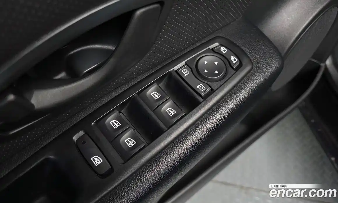 Renault SM3 2017 1.6 гидро в Москве № 1834714, фото 28