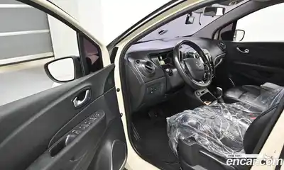 Renault QM3 2018 1.5 гидро в Москве № 1835154, миниатюра 11