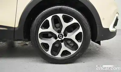 Renault QM3 2018 1.5 гидро в Москве № 1835154, миниатюра 5