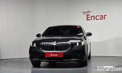 BMW 5-Series 2025 2.0 гидро в Москве № 1835437, миниатюра 3