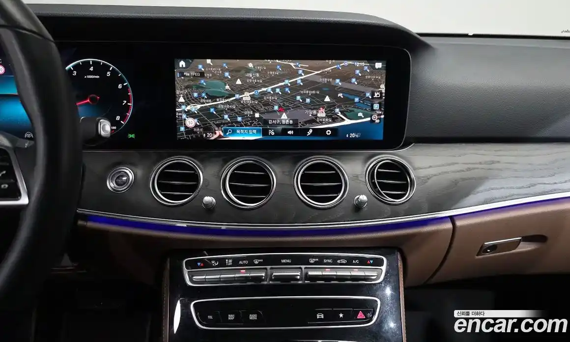 Mercedes-Benz E-Class 2023 2.0 гидро в Москве № 1835866, фото 18