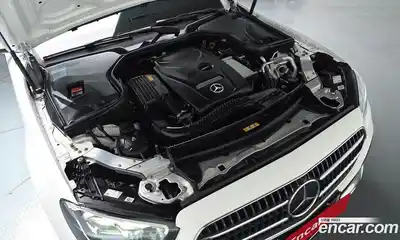 Mercedes-Benz E-Class 2023 2.0 гидро в Москве № 1835866, миниатюра 5