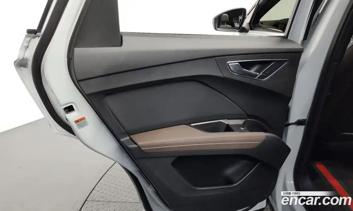 Audi Q4 e-tron 2025 0.2 гидро в Москве № 1836279, фото 14