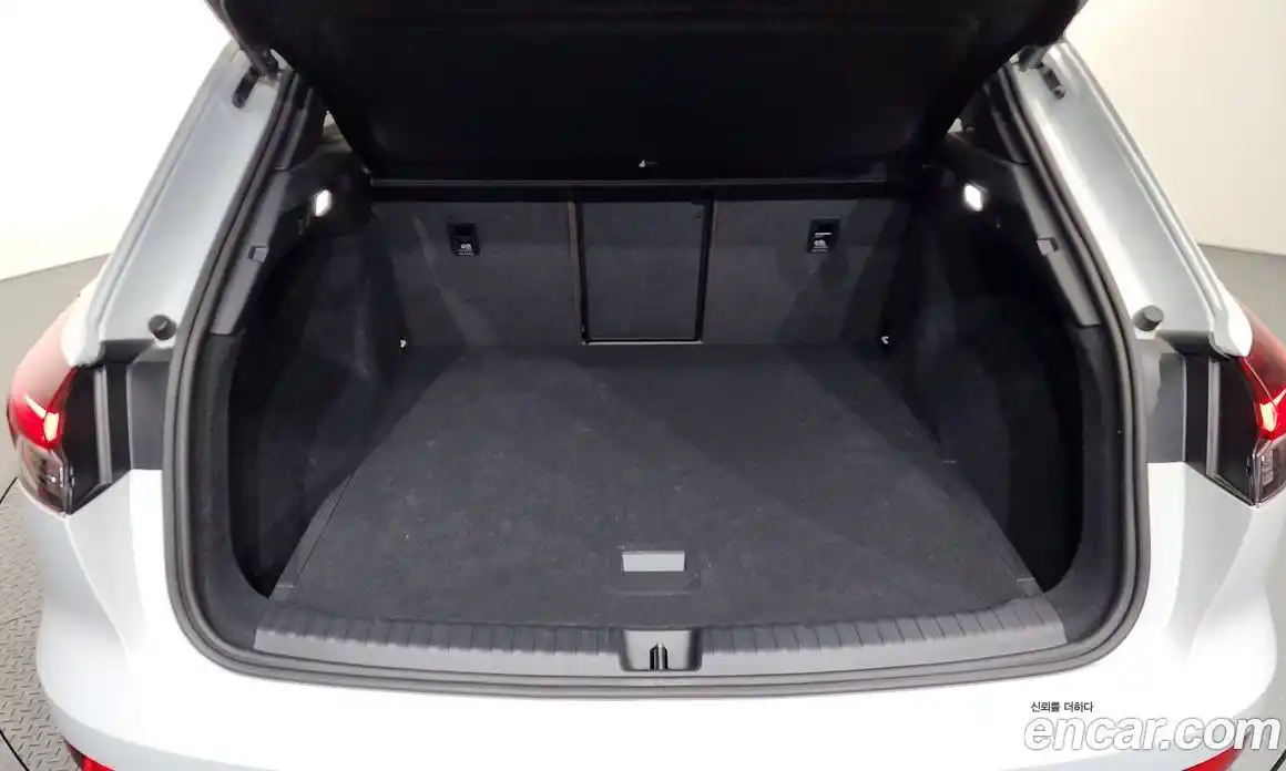 Audi Q4 e-tron 2025 0.2 гидро в Москве № 1836279, фото 25