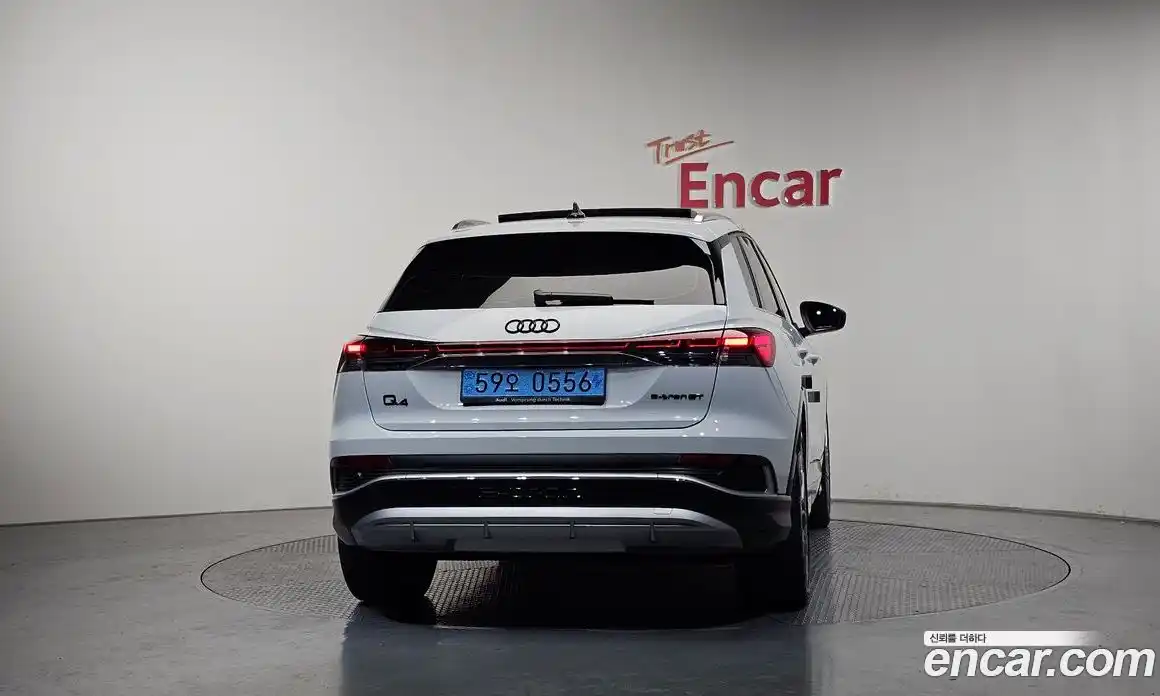 Audi Q4 e-tron 2025 0.2 гидро в Москве № 1836279, фото 3