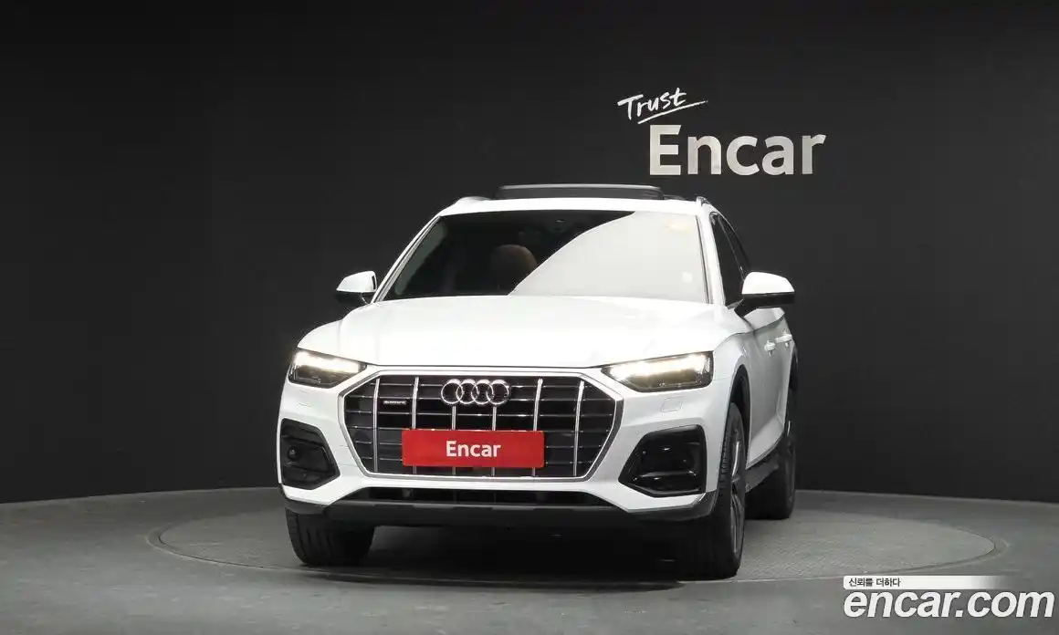 Audi Q5 2023 2.0 гидро в Москве № 1836374, фото 3